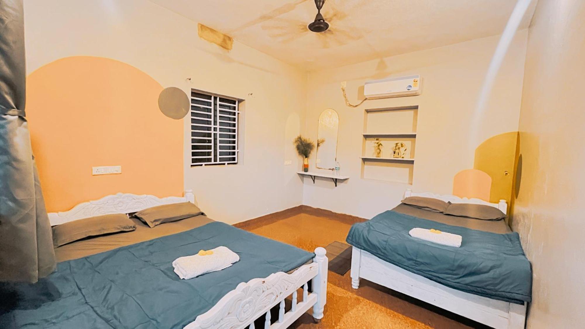 Nidisha Rooms Gokarna  Exterior foto