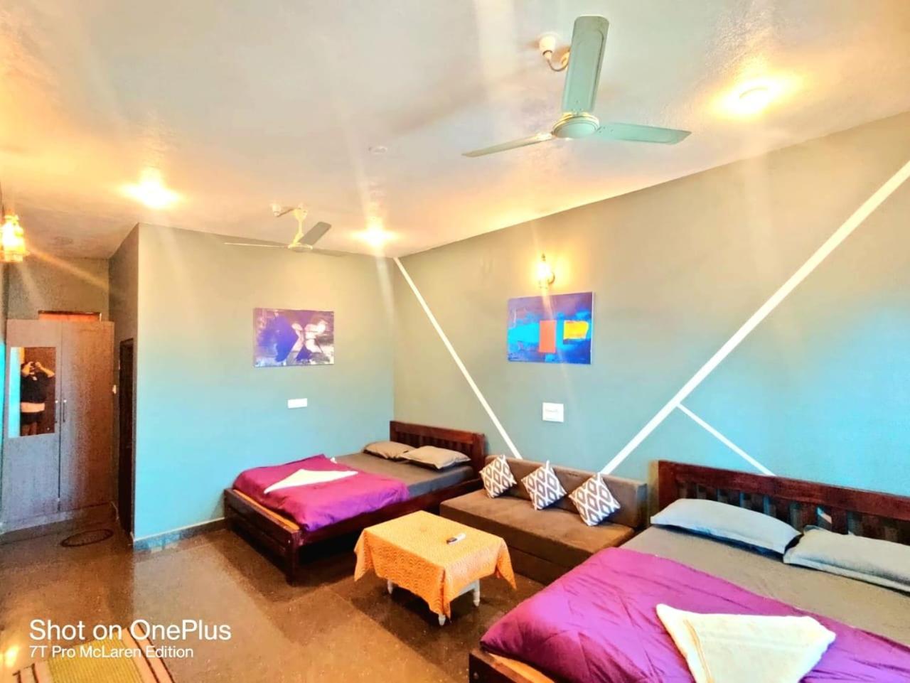 Nidisha Rooms Gokarna  Habitación foto